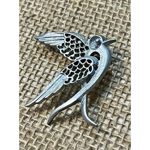 Vintage Sarah Coventry Openwork Silver Tone Dove Bird Pin Brooch - Picture 2 of 8